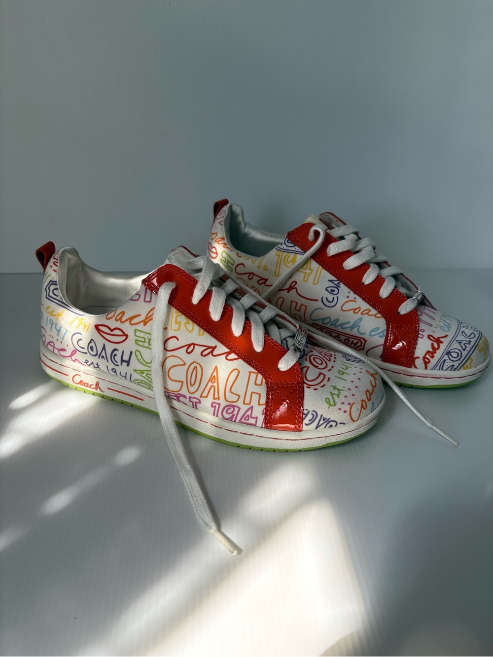 Coach Poppy Graffiti Saneakers Size 8.5  /Orange EUC